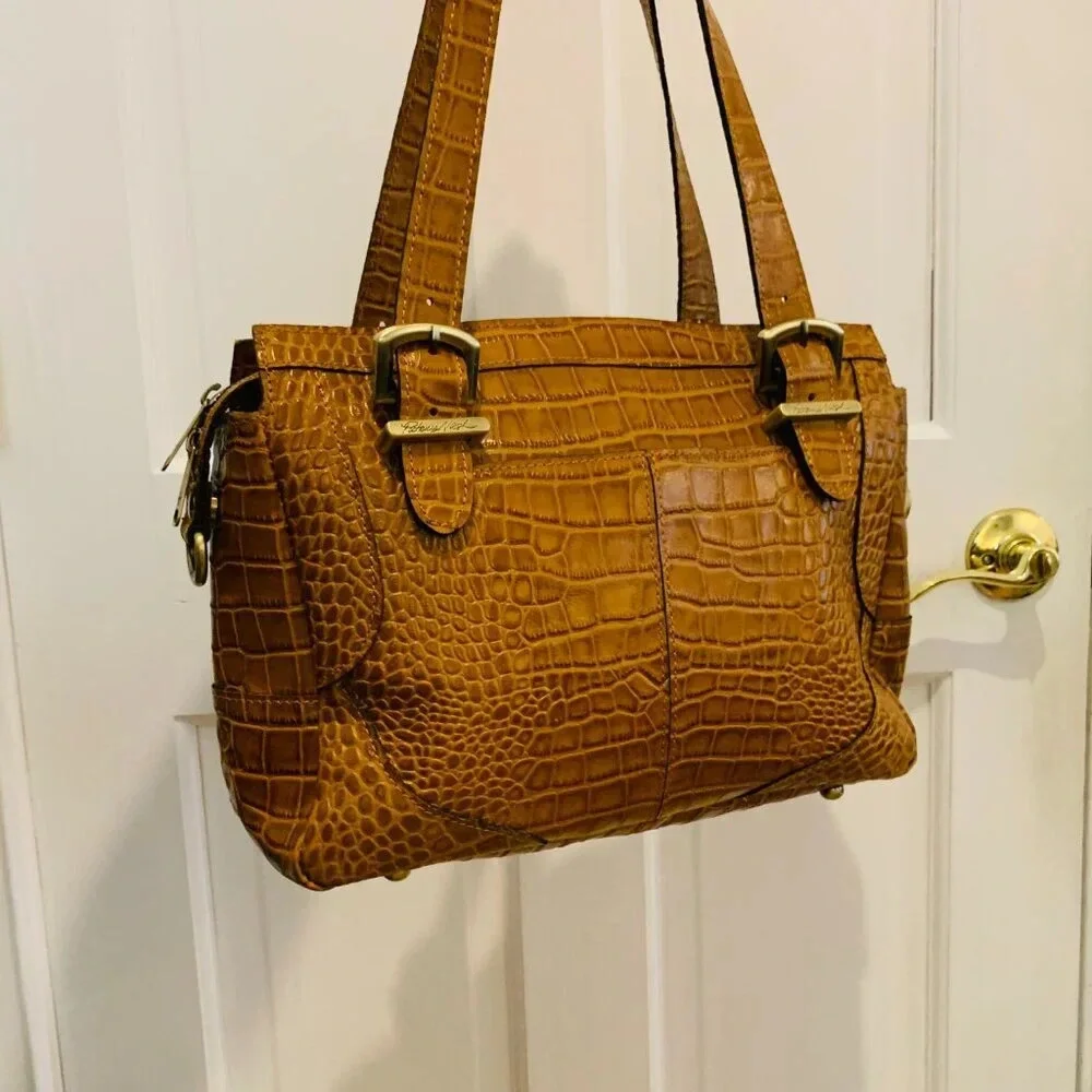 Patricia Nash Womens Leather Aveley Crossbody - Picture 15 of 16